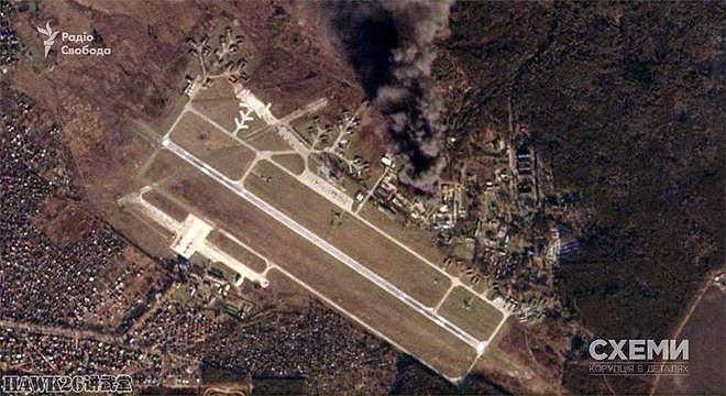 乌克兰喷气式无人机再次袭击俄罗斯战略轰炸机基地 造成七人伤亡 - 9