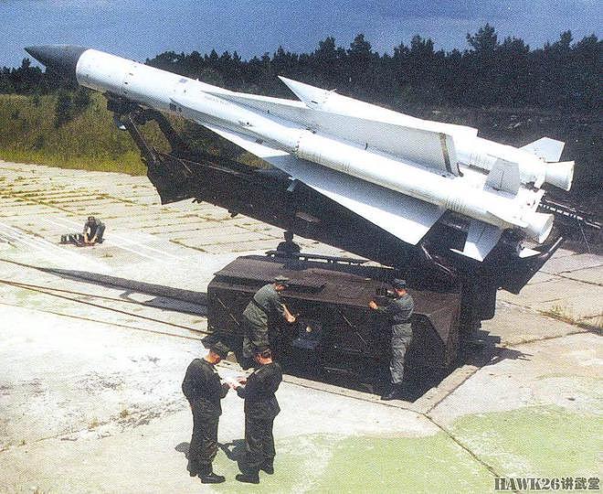 乌克兰发射S-200防空导弹打击地面目标 落后武器焕发“第二春” - 3