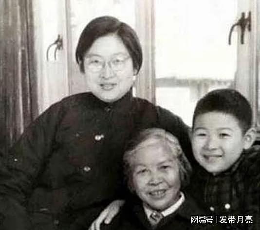 贺子珍与毛主席，一共有过6个孩子，可惜2个夭折，3个不知下落 - 11