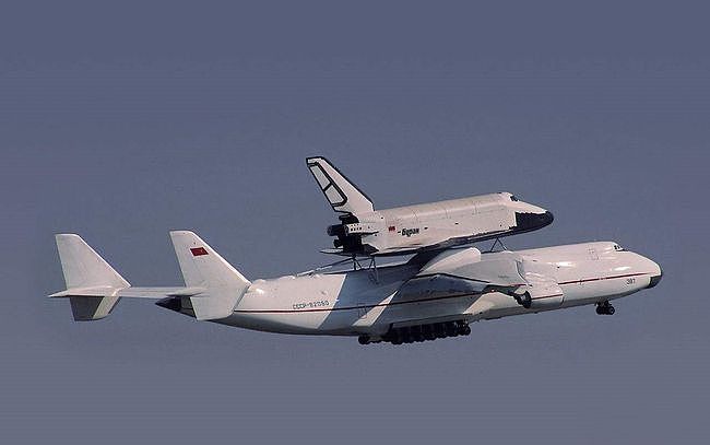 惊呆了！乌媒爆料仅存的一架安-225被击毁，世界最大运输机消失 - 3