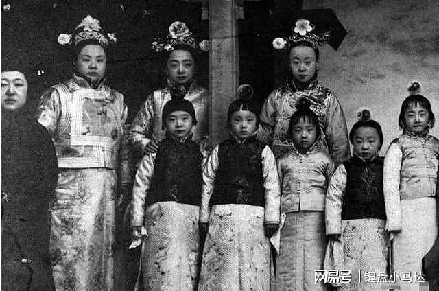 川岛芳子的亲生妹妹，大清最后的格格，建国后活到96岁 - 2