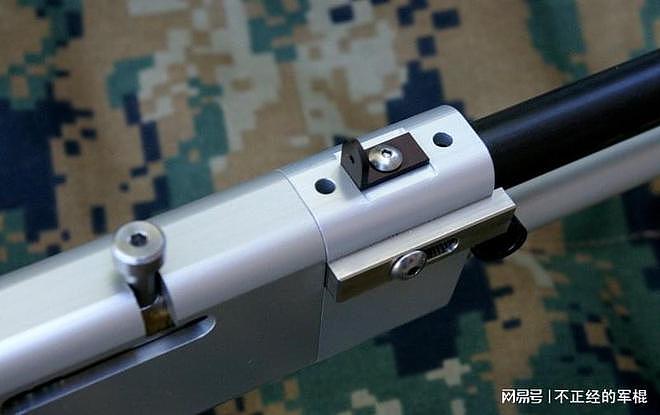 Pack Rifle生存步枪：自带手电筒、能当鱼竿用的生存步枪 - 5