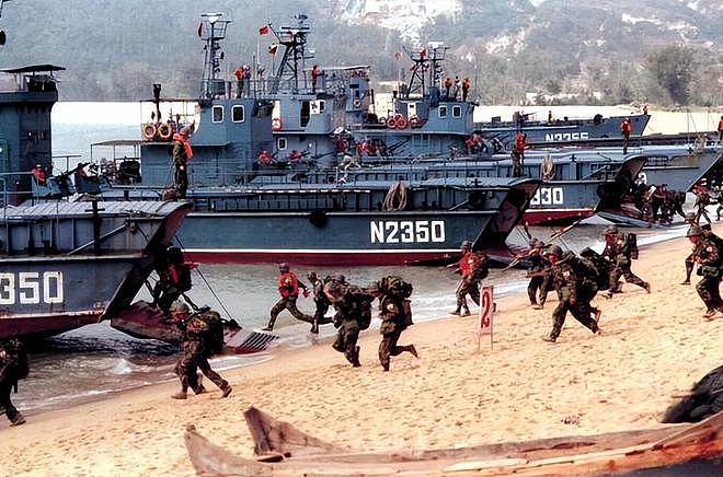 96年台海危机：解放军三军陈兵海峡，演习之前，一线战士写下遗书 - 9