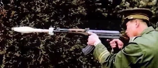 中越战争最好的自动步枪就是它：装备解放军30多年的81式自动步枪 - 12