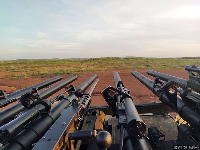 委内瑞拉“迈桑塔”YZR自行无后坐力炮 配备六门火炮和一挺机枪 - 9