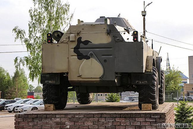 细看：BRDM-2M装甲侦察车 生产厂家测试样品 性能得到显著提升 - 13
