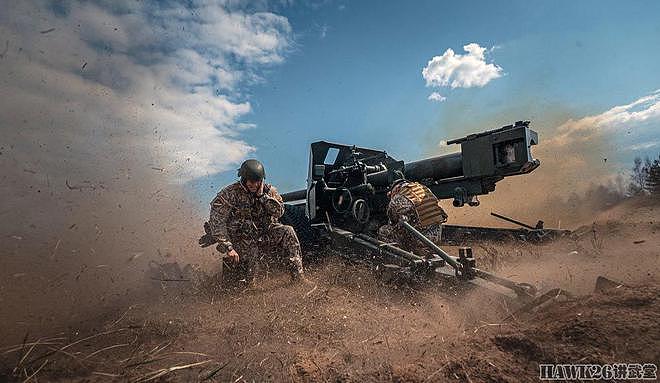 拉脱维亚100mm加农炮战斗射击训练 捷克老式火炮仍在一线挑大梁 - 8