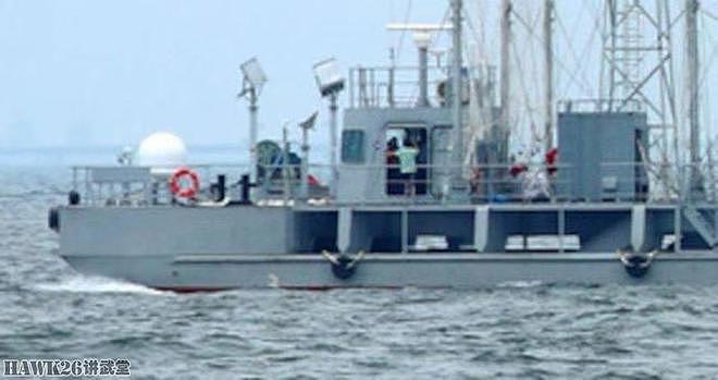 海外谈中国：布满角反射器的奇怪驳船 提升海军电子战的重要装备 - 6