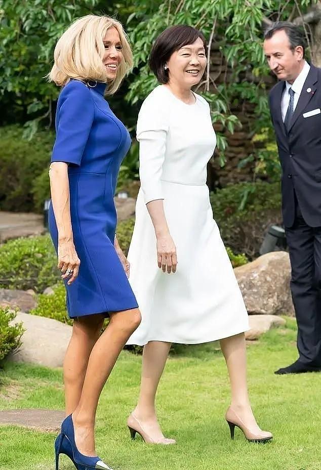 日本首相夫妇欢迎拜登！夫人穿和服亮相，亲自给拜登泡茶太贤惠了 - 7