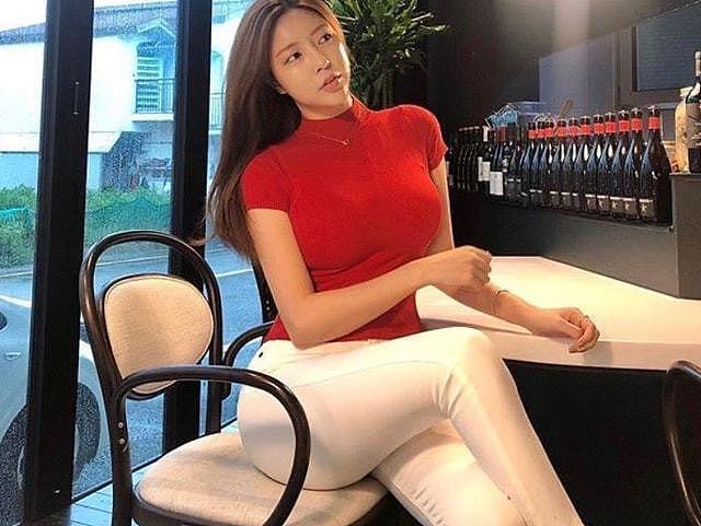 韩国粗腿健身美女，胜在身材比例，获封“长腿女神” - 2