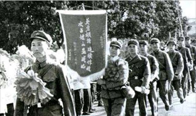 1981年，邓公在华北搞的“大动作”，成了百万大裁军的发令枪 - 10