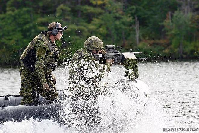 加拿大陆军测试突击艇机枪架 为橡皮艇装上“利齿”成两栖火力点 - 3