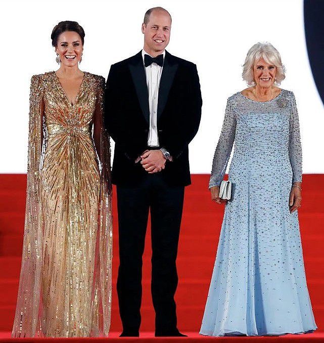 人走茶凉！威廉夫妇支持卡米拉当王后，74岁卡米拉穿百褶裙好清新 - 2