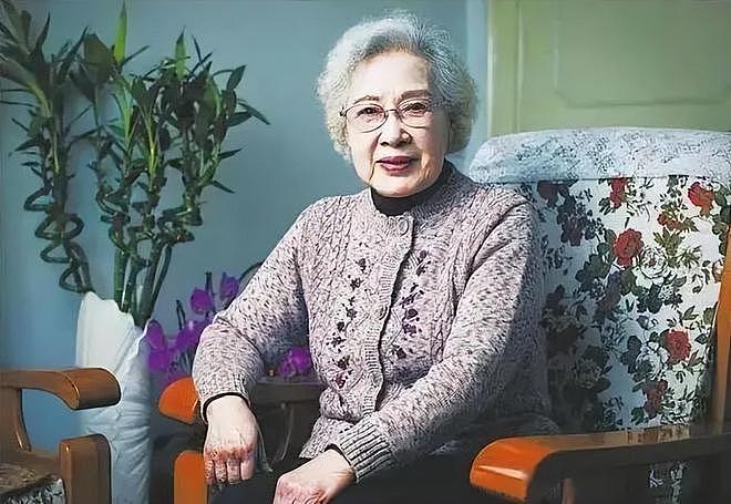 百年影史耕耘者，国人心中的“女神”，周总理：中国最美丽的女性 - 6
