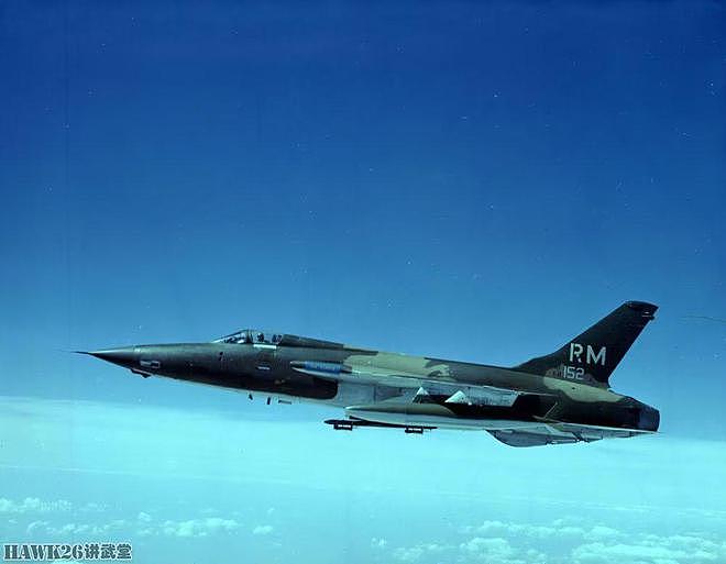 F-105“雷公”战斗轰炸机 走错片场的重型战机 损失堪称天文数字 - 5