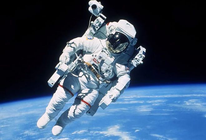 地球是囚笼？科学家：去太空半年，一些宇航员的脑子被“挤”了 - 4