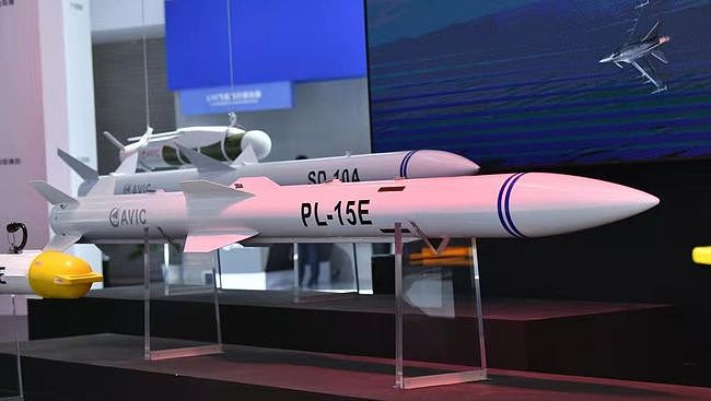 高瞻远瞩！中国40年前引进的3款空对空导弹，成就了霹雳-15的辉煌 - 1