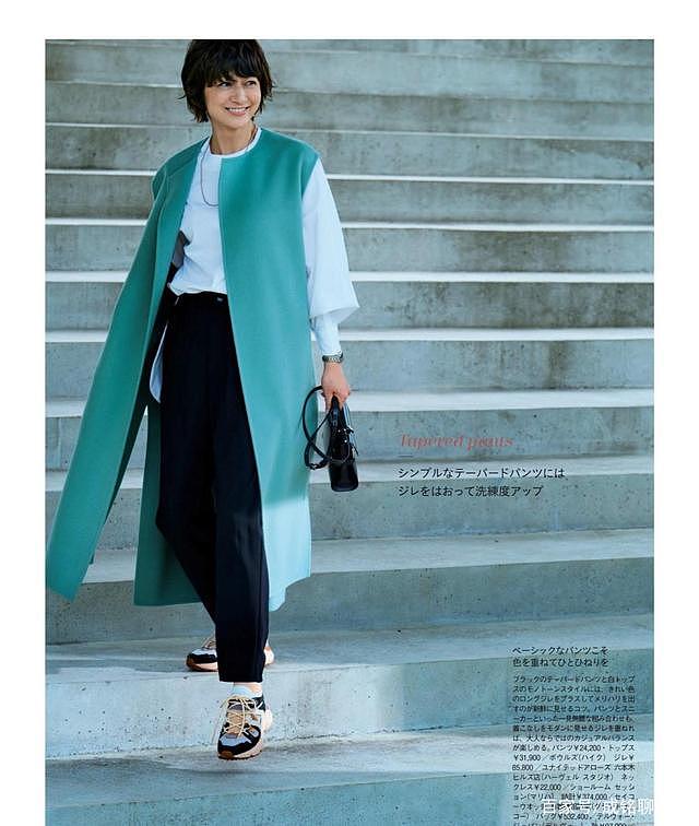 52岁的富冈佳子太会穿，简约大气又有高级的穿搭，优雅又有女人味 - 5