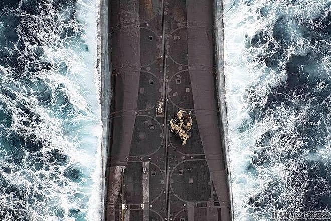 “海豹突击队”与战略核潜艇联合演习 美军换另一种方式狂秀肌肉 - 7