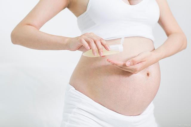 怀孕期间下肢水肿怎么办？我们为孕妈们搜集了几种应对方法 - 3