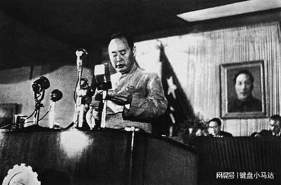 傅作义投降后一见毛泽东就讲：我有罪！毛主席只回复了三个字 - 3