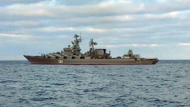 俄罗斯国防部：黑海舰队旗舰弹药爆炸 严重受损 - 3