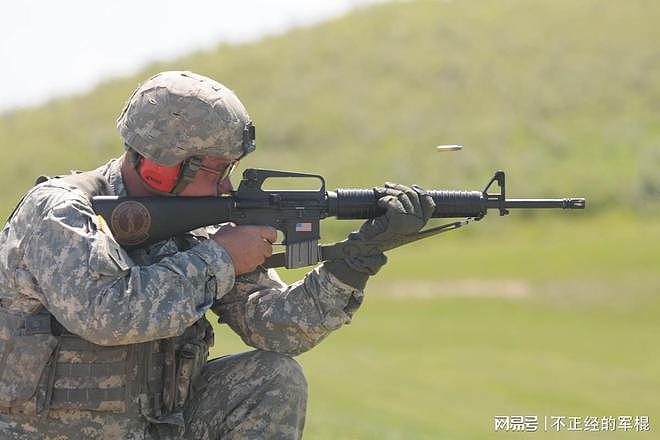 M16A2的三发点射是怎么实现的？其三发点射的作用在哪？ - 12