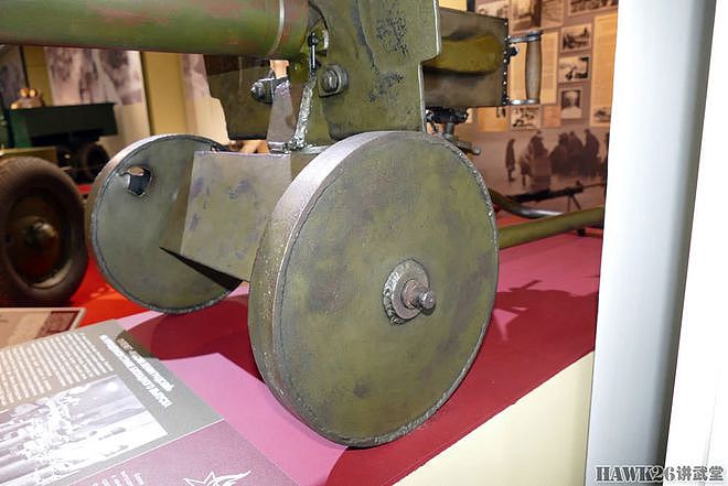 细看：俄罗斯博物馆展出特殊马克沁 列宁格勒围困期间生产的机枪 - 14
