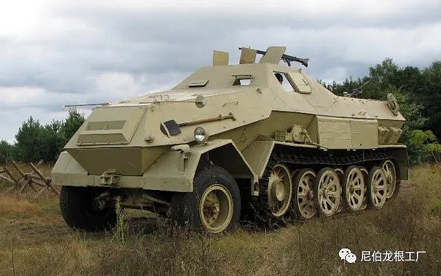 装甲大驼鹿：Sdkfz 8 DB10装甲型实车小赏析 - 30
