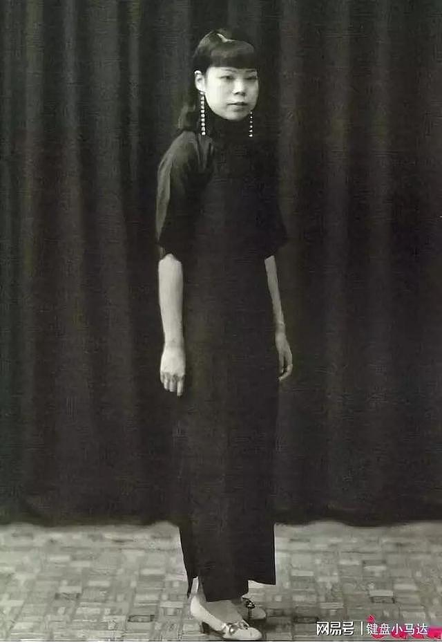 1953年，在西城区10平方的小屋里，一妇女临终遗言：我是末代皇妃 - 10