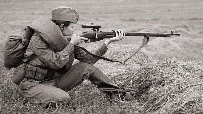 盘点二战一名苏联狙击手所用单兵装备 - 1