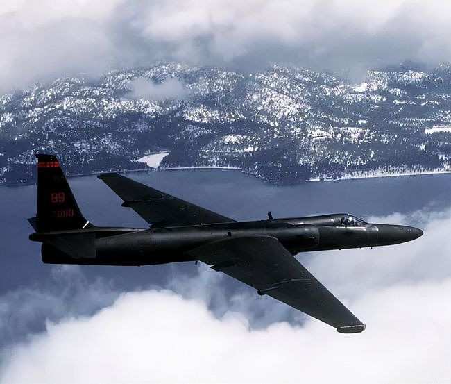 黑鸟侦察机：冷战美军的侦察黑科技，造价比同等重量黄金还贵 - 2