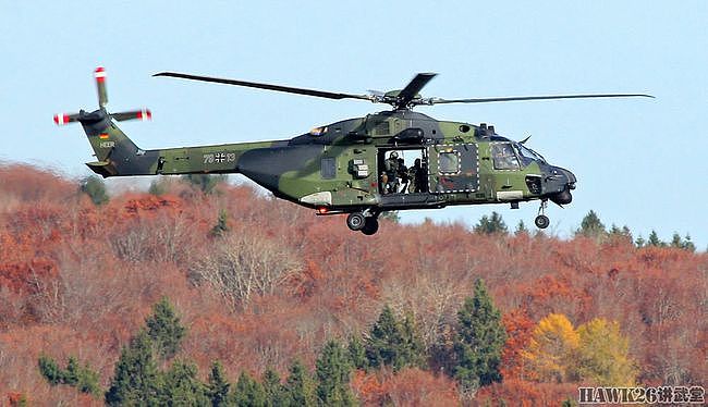 德军NH-90直升机实弹训练 舱门机枪手要经历18个月训练才合格 - 5