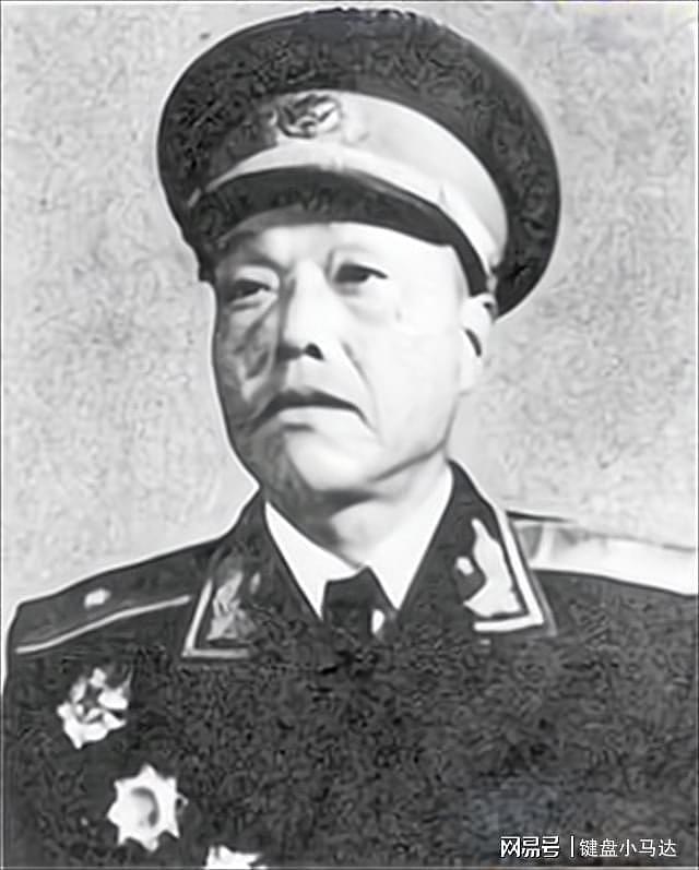 李德生任北京军区司令员时，军区副司令有几位，他们都是谁 - 18