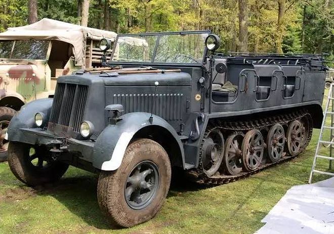 抗战期间，国内装备过的14种进口军用车辆 - 14