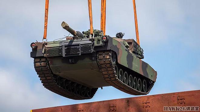 波兰接收第一批二手M1A1坦克 盘点近年来波兰军购的大手笔合同 - 1