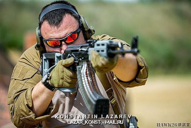 “拉扎列夫战术”展示AKM步枪改装配件 60发四排透明弹匣很抢镜 - 7