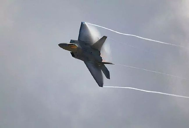 美军的F-22猛禽战斗机隐身效果有多厉害？ - 11