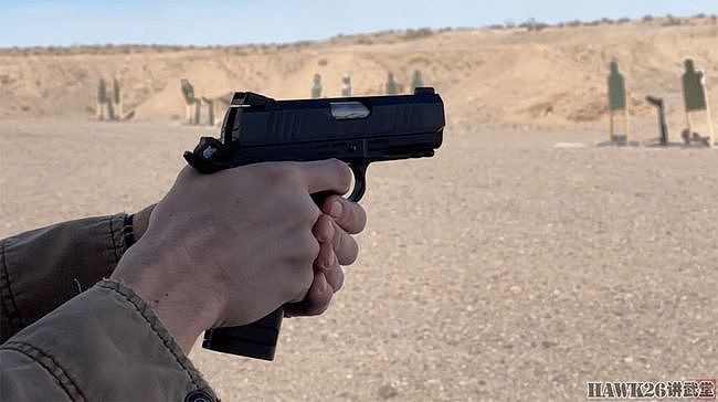 直击SHOT Show：改用15发弹匣之后的1911手枪 握把居然变得更薄 - 14