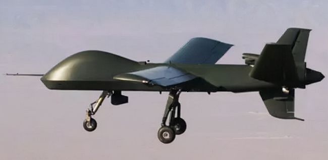 一次可携带16枚导弹！美国新型攻击无人机亮相，实力超过A10 - 1