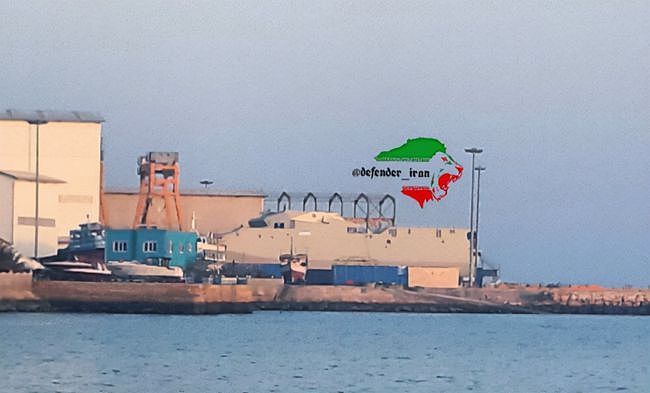 伊朗海军现代化遇挫，最新建造的“驱逐舰”，从干船坞上直接翻落 - 14