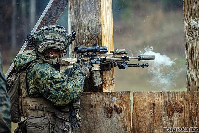 集腋成裘：法国士兵体验56式冲锋枪 斯洛文尼亚警察配备HK416A5 - 14