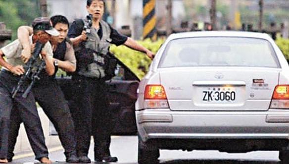 台湾第一悍匪，抢劫勒索超40亿，特警超百人抓捕，依然从容逃亡 - 5