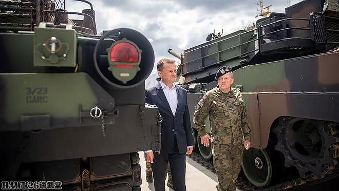 波兰接收第一批二手M1A1坦克 盘点近年来波兰军购的大手笔合同 - 13