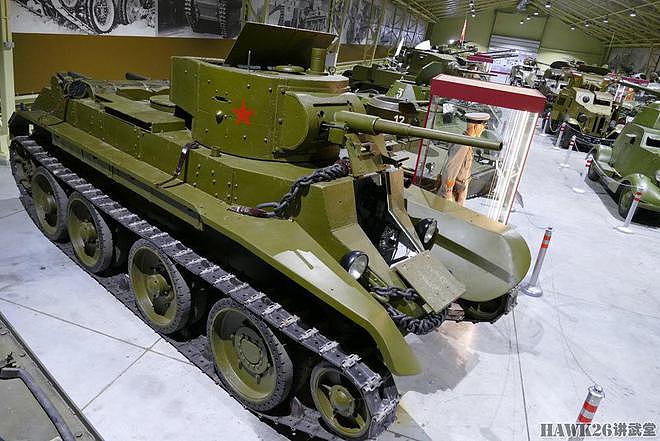 俄罗斯博物馆发布动态 BT-7快速坦克 展现苏军早期装甲部队风采 - 2