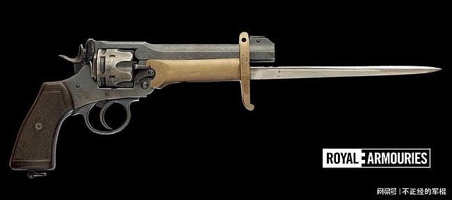 除了八磅锤、螺纹钢，为了应付堑壕战，英国人还给手枪上了刺刀 - 4