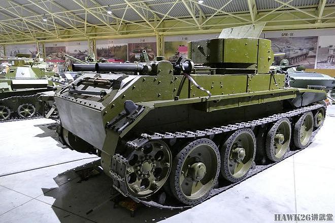 俄罗斯博物馆发布动态 BT-7快速坦克 展现苏军早期装甲部队风采 - 6
