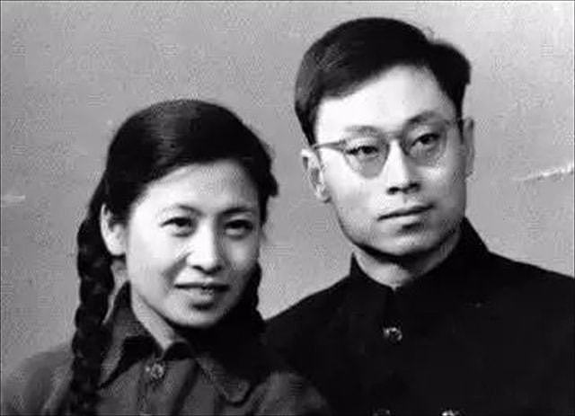 中国氢弹之父的爱情故事：与孙玉芹半世纪相濡以沫，最对不起妻子 - 5