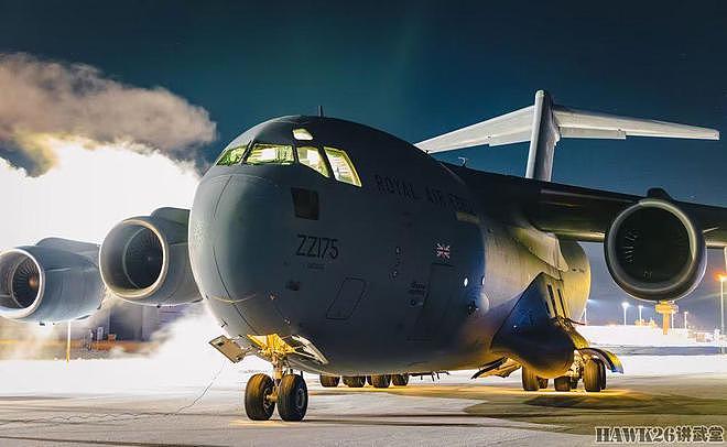 英国空军C-17战略运输机与极光邂逅 参加挪威军演 经受极寒考验 - 3