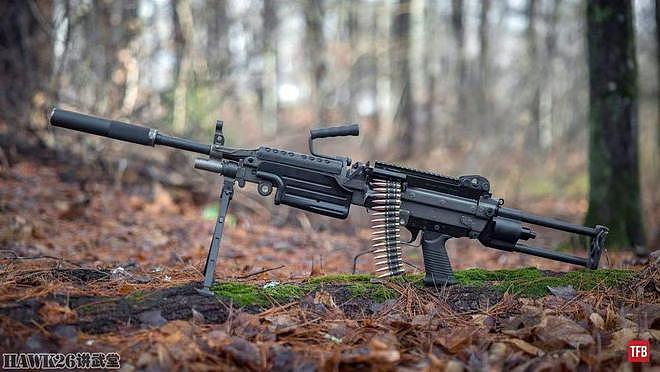 M249S步枪改造记录：转换.300 BLK口径 安装消音器体会安静射击 - 2